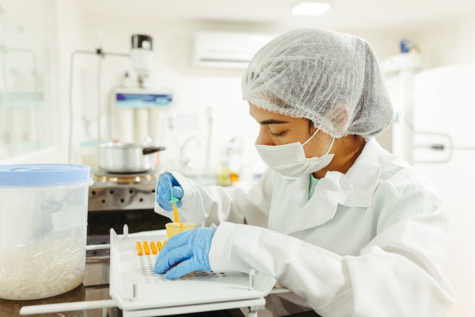 How to Buy Affordable Venetoclax (Generic Venclexta) Online: A Patient Guide